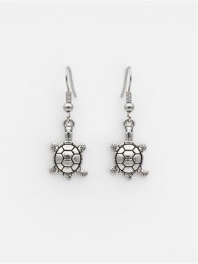 Ellie Mae Turtle Earrings